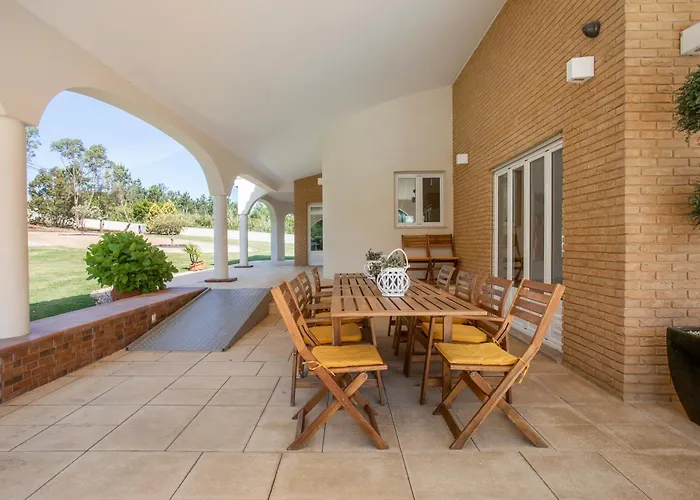 Foz Fancy Fun Villa